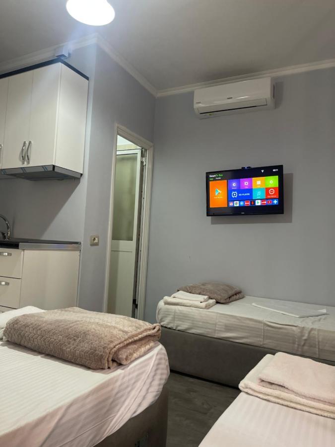 Castel * Tirana